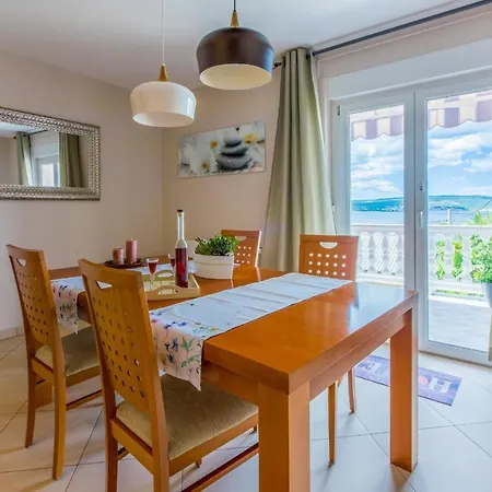 Apartment Josip *