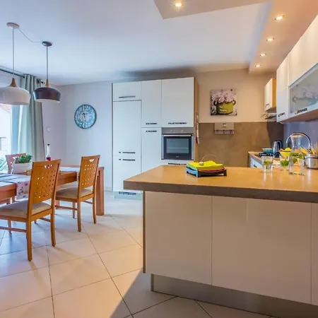 Apartment Josip *